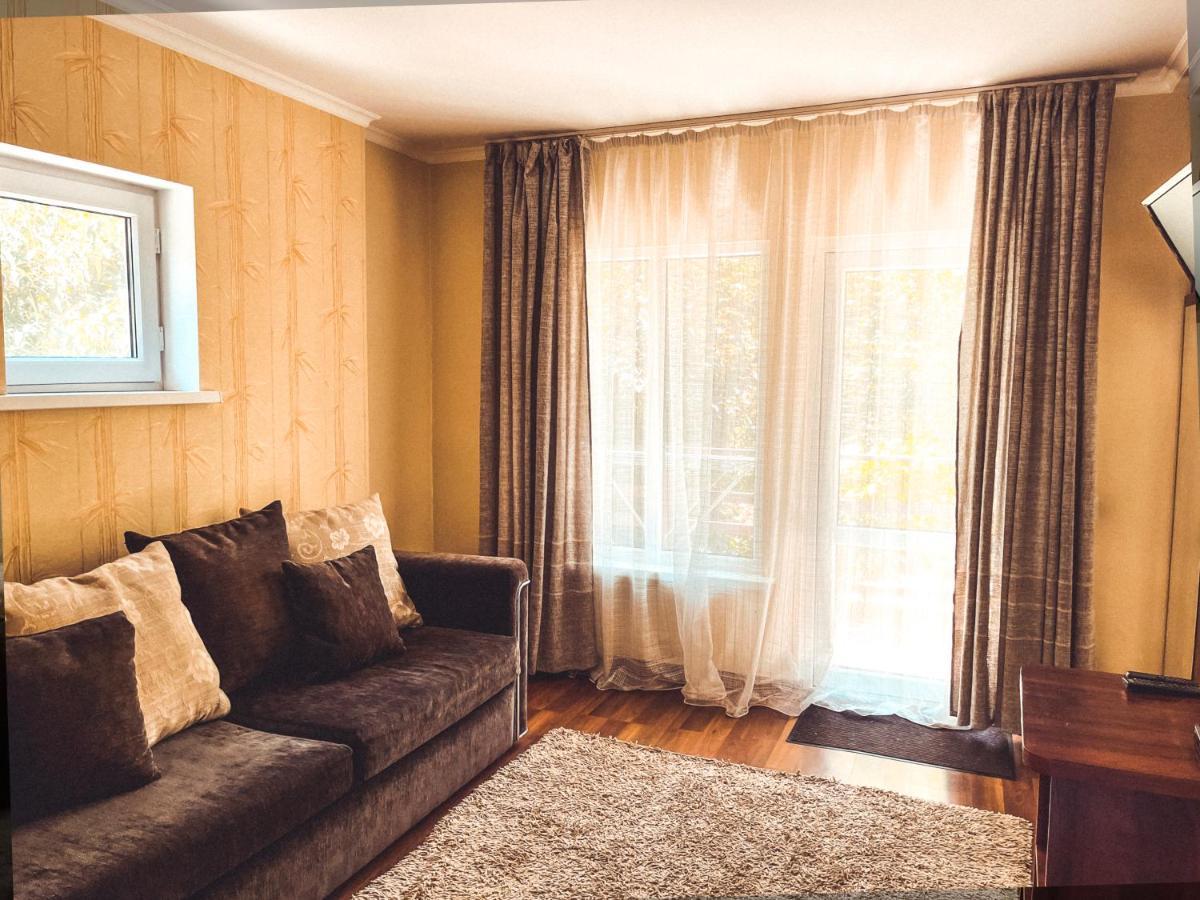 Guest House Leto Dolinka Ngoại thất bức ảnh